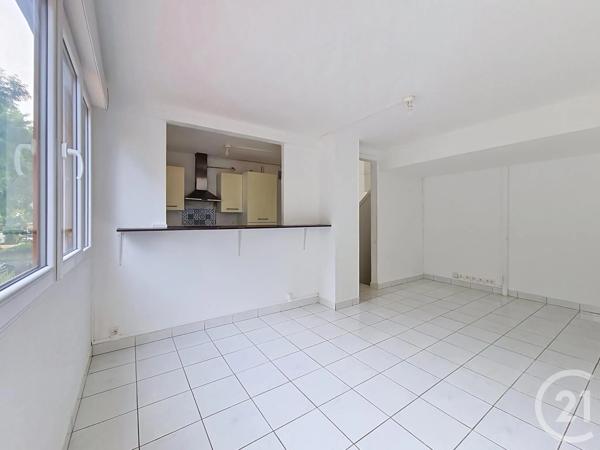 Appartement F3 à vendre  3 pièces - 51,23 m 2   FRESNES  - 94