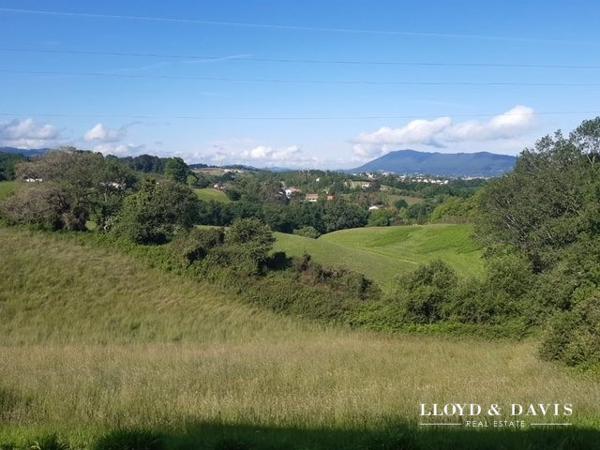 URRUGNE - Maison vue montagnes