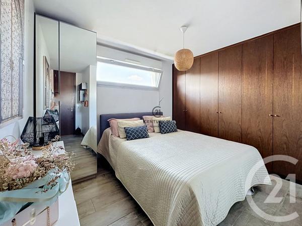 Appartement F3 à vendre  3 pièces - 63,04 m 2   LIVRY GARGAN  - 93