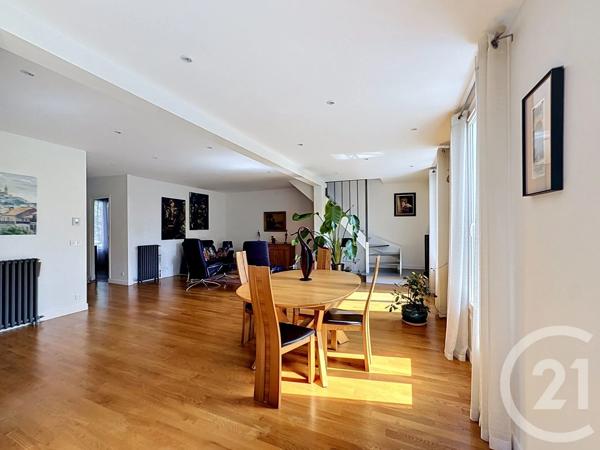 Maison à vendre  6 pièces - 170 m 2   ST MAUR DES FOSSES  - 94