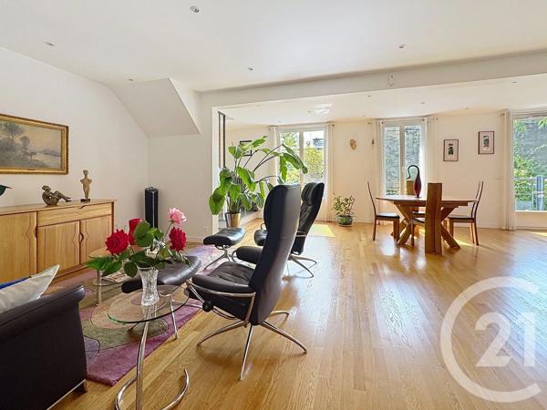Maison à vendre  6 pièces - 170 m 2   ST MAUR DES FOSSES  - 94