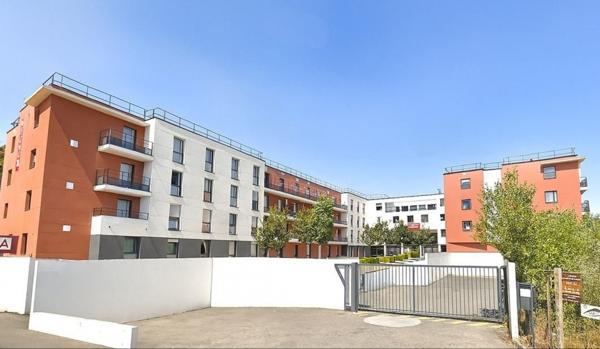 INVESTISSEMENT LOCATIF – ST CYR L’ÉCOLE – Résidence Affaires Zenitude Versailles Saint-Cyr-l’École – 6.01 % de rentabilité