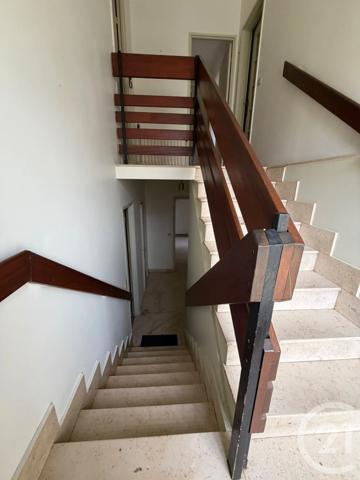 Maison à vendre  6 pièces - 177 m 2   SARCELLES  - 95