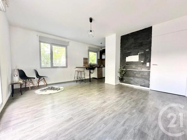 Appartement à vendre  3 pièces - 56,94 m 2   SEVRAN  - 93