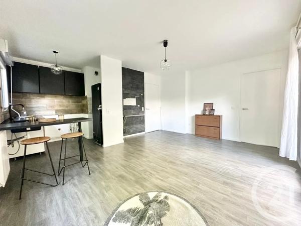 Appartement à vendre  3 pièces - 56,94 m 2   SEVRAN  - 93