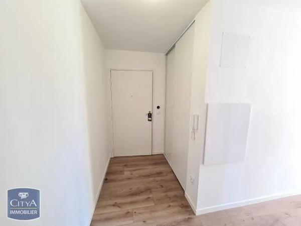 Appartement à louer 3 pièces 62.4m² Plaisir (78370)