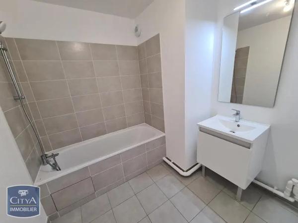Appartement à louer 3 pièces 62.4m² Plaisir (78370)