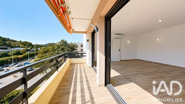 Appartement à vendre 4 pièces 84,2 m² Cavalaire-sur-Mer