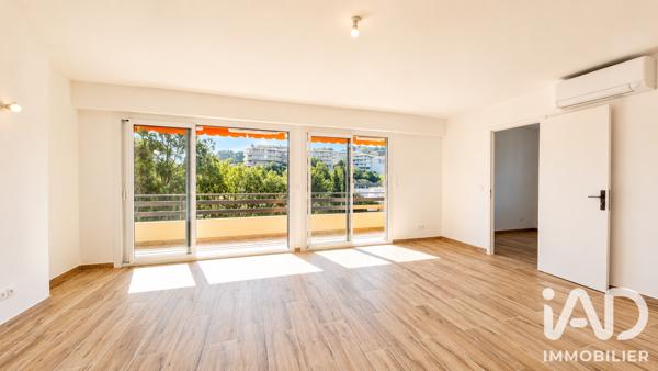 Appartement à vendre 4 pièces 84,2 m² Cavalaire-sur-Mer