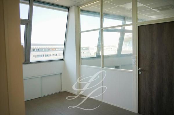 Location - BUREAUX 26.7 m 2