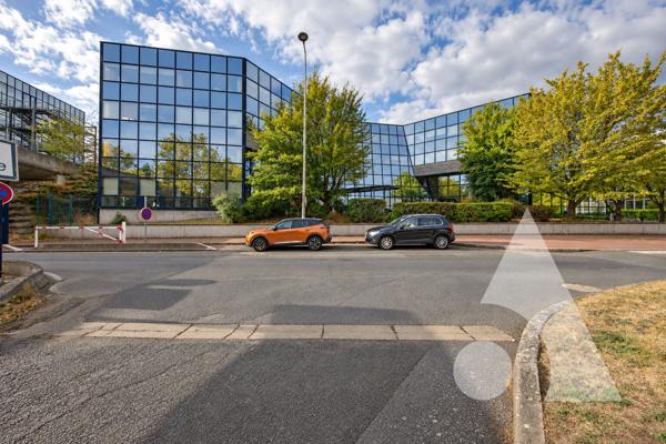 Local commercial 5 pièces 193.45 m2