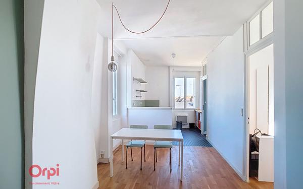 Appartement à louer    2 pièces • 42,69 m2 Nantes