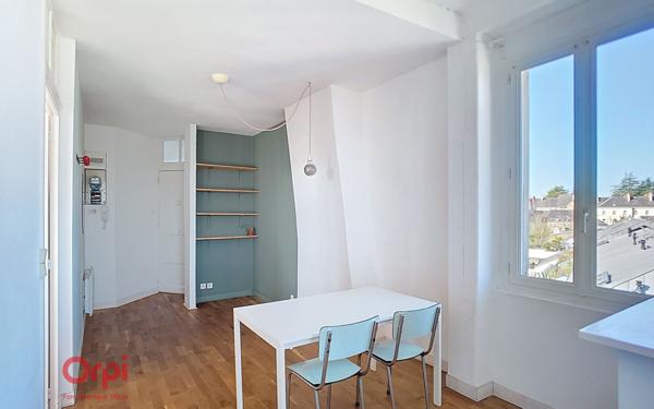 Appartement à louer    2 pièces • 42,69 m2 Nantes