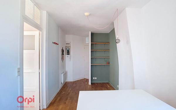 Appartement à louer    2 pièces • 42,69 m2 Nantes