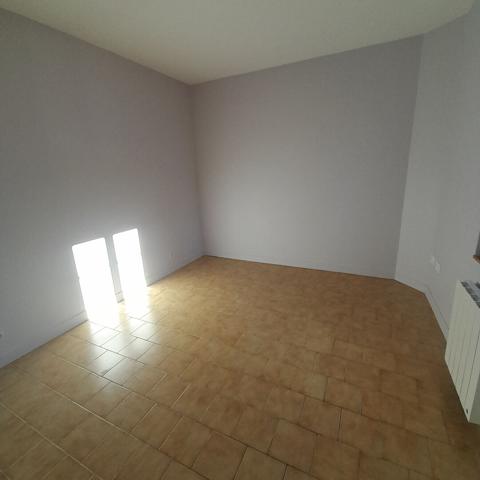 AGRÉABLE MAISON DE PLAIN-PIED PROCHE DE SALBRIS