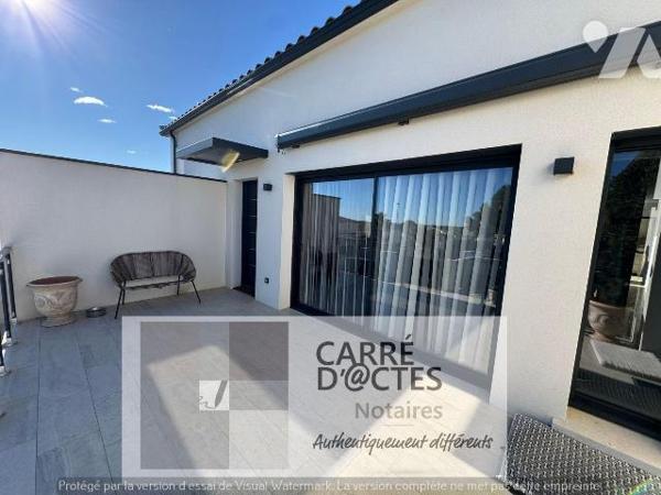 Les Notaires Associés CARRE D'@CTES vous proposent : Cette Villa récente et moderne achevée en ...