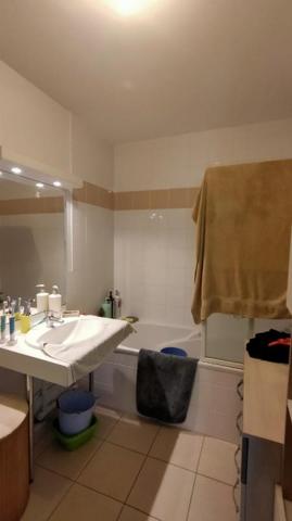 SAINT AVE Appartement 3 pièces 65 m²