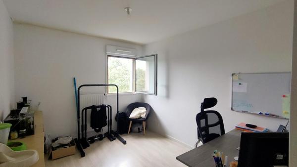SAINT AVE Appartement 3 pièces 65 m²
