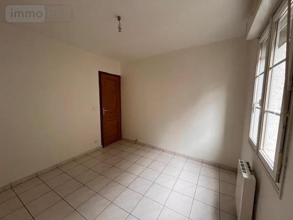 Appartement à louer à Luynes dans l'Indre-et-Loire (37230), ref : 999/3573   
LUYNES