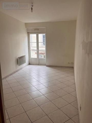 Appartement à louer à Luynes dans l'Indre-et-Loire (37230), ref : 999/3573   
LUYNES