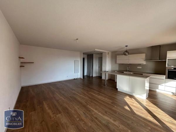 Appartement à louer 4 pièces 89.44m² Saint-Raphaël (83700)