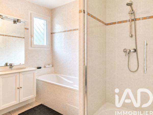 Appartement à vendre 3 pièces 79 m² Seyssins