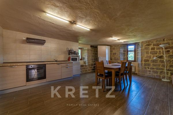 Un Hameau Privé Confidentiel au Cœur de l’Ardèche Méridionale