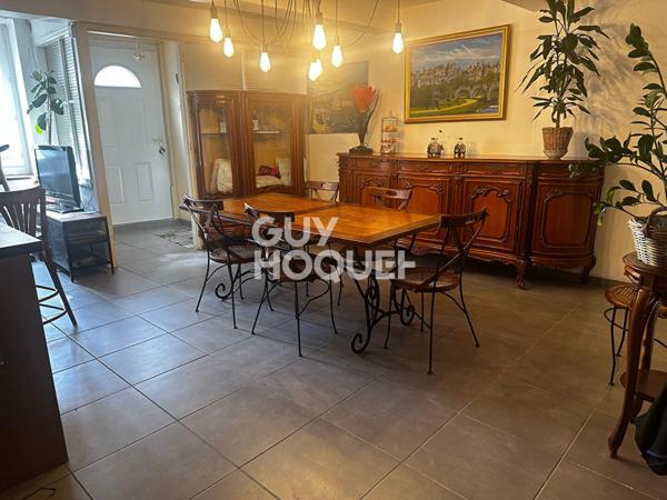 CARCASSONNE - Maison 4 pièces + combles , garage.