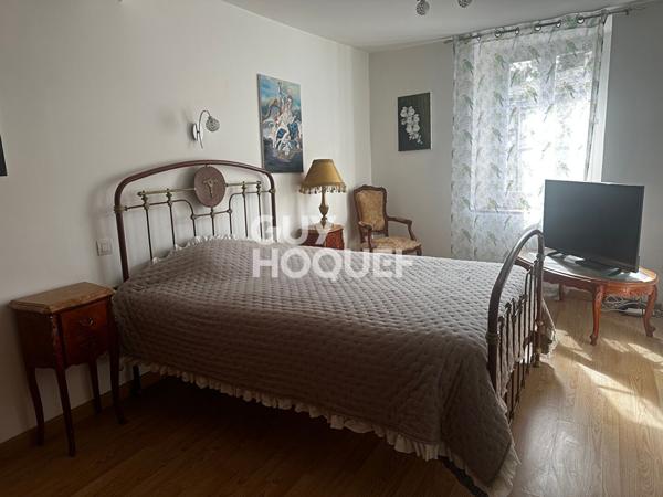 CARCASSONNE - Maison 4 pièces + combles , garage.