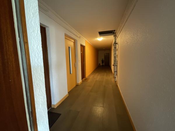 Appartement Type 4 de 71m² au dernier étage + garage 22m² + cave quartier Chantereine
