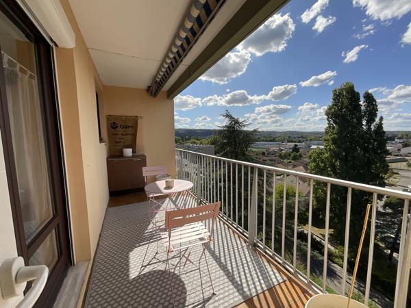 Appartement Type 4 de 71m² au dernier étage + garage 22m² + cave quartier Chantereine