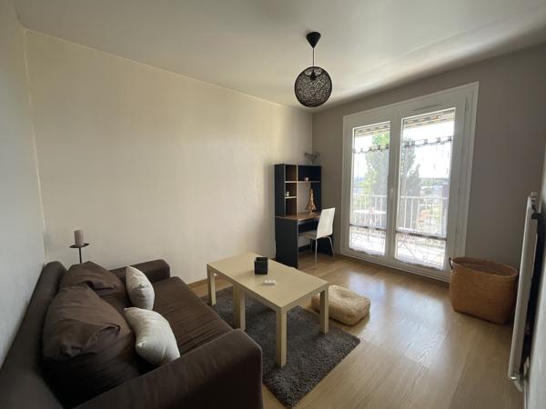Appartement Type 4 de 71m² au dernier étage + garage 22m² + cave quartier Chantereine