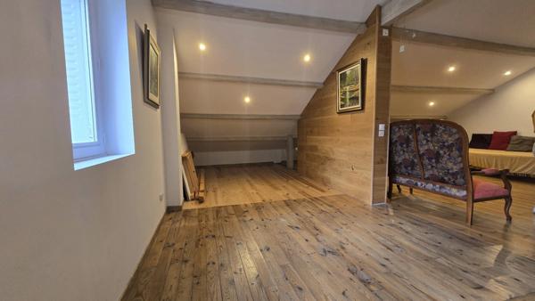 Ardèche, dans la belle Vallée de l’Eyrieux – Saint-Fortunat-sur-Eyrieux – Au bord de la voie douce La Dolce Via - Grande maison, prête à habiter