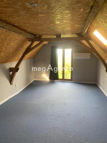 Maison à BAUGE-EN-ANJOU, 49150 - 6 pièces 109m²