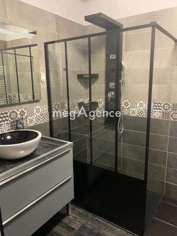 Maison à BAUGE-EN-ANJOU, 49150 - 6 pièces 109m²