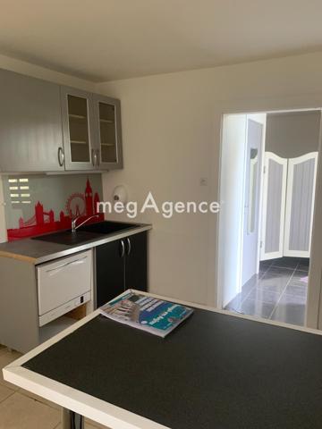 Maison à BAUGE-EN-ANJOU, 49150 - 6 pièces 109m²