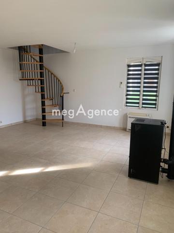 Maison à BAUGE-EN-ANJOU, 49150 - 6 pièces 109m²