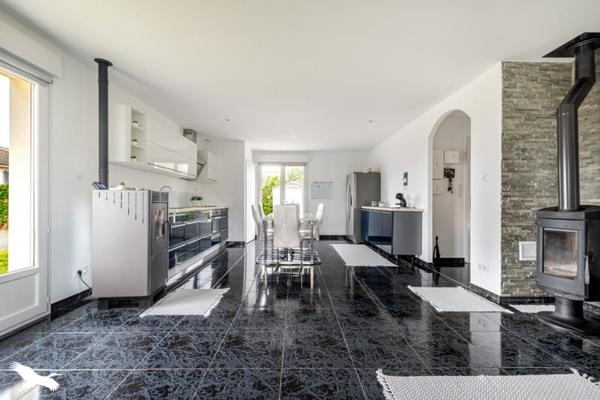 Maison à vendre |  Saint-Jouvent |  4 pièces | 95 m²