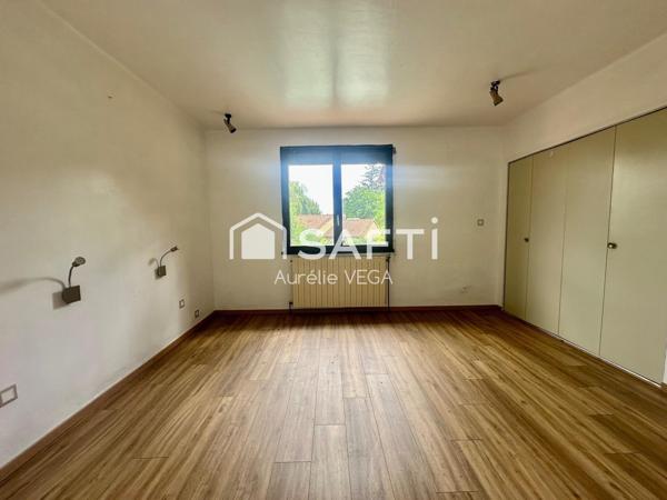 Maison avec piscine et dépendances – À proximité de Mirepoix