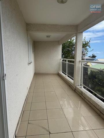 A LOUER Appartement F4 La saline les hauts