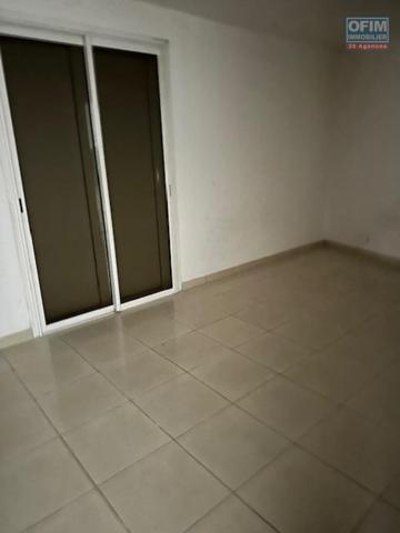 A LOUER Appartement F4 La saline les hauts