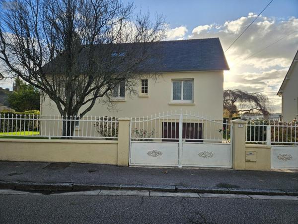 Maison à vendre à Valognes dans la Manche (50700), ref : 410