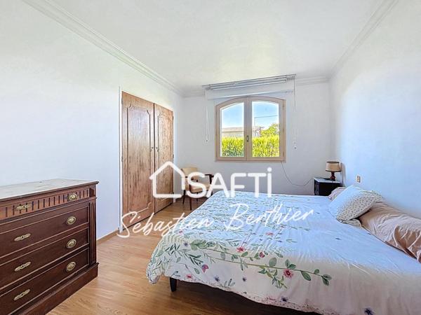 Quartier du Pech : villa familiale avec piscine, terrain clos et potentiel d’aménagement.