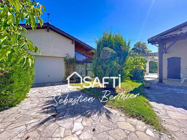 Quartier du Pech : villa familiale avec piscine, terrain clos et potentiel d’aménagement.