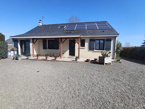 Maison familiale avec panneaux solaires Loire-Authion (Andard)