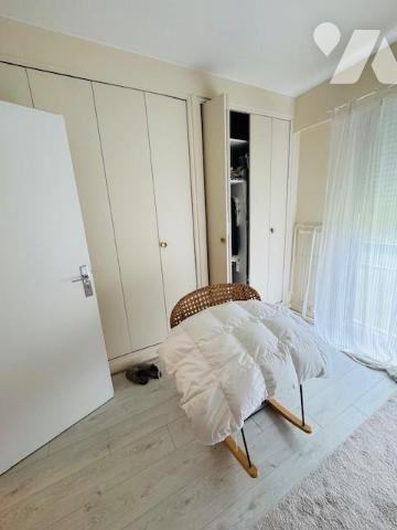 NEUILLY SUR SEINE - QUARTIER BOIS - PONT NEUILLY - GRAND 2 PIECES LOUE. 70 m² 