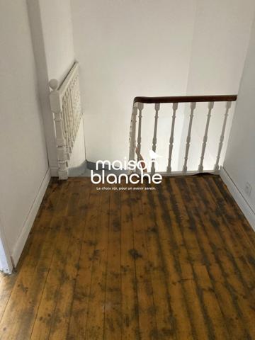Ensemble immobilier 2 Maisons  7 pièce(s) 200 m2