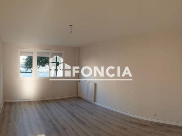 Location Appartement 3 pièces 64.78 m² - 3 5 7 9 11 RUE MOREAUX Charleville Mezieres 08000