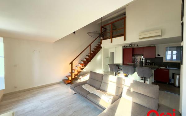 Appartement à vendre    3 pièces • 55,26 m2 Marseille 2