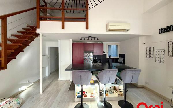 Appartement à vendre    3 pièces • 55,26 m2 Marseille 2